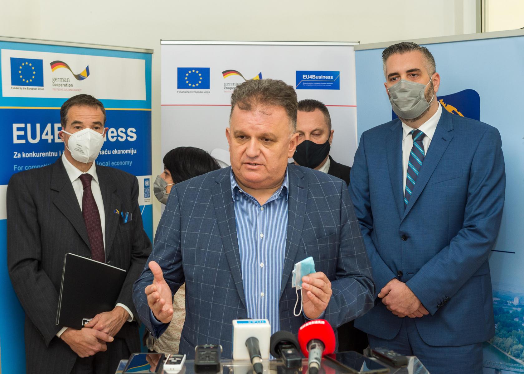ZORAN ADŽIĆ